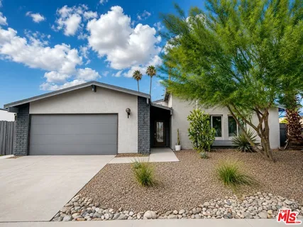 $745,000 | 900 Nueva Vista Drive South, Palm Springs, CA 92264