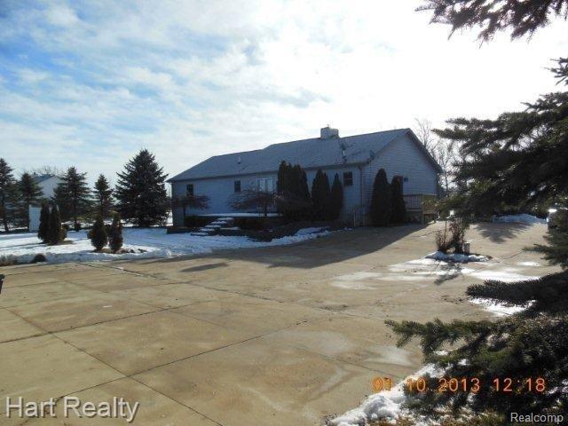 8465 Rider Road Imlay City, MI 48444 - Photo 5 of 25 rider rd 105.jpg