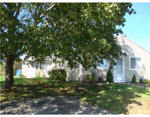 14 Ludlow Road Middletown, RI 02842 - Photo 2 of 2 Exterior Front.