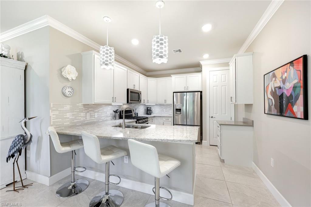 20001 Parrot Key Court Estero, FL 33928 - Photo 6 of 26