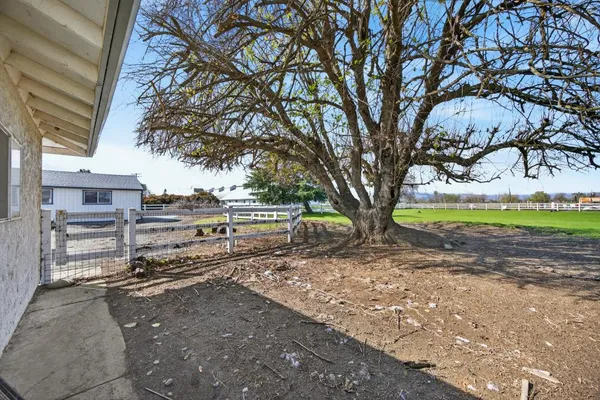 $1,275,000 | 17720 Oakdale Ranch Lane, Esparto, CA 95627