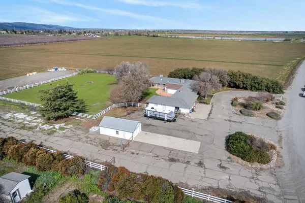 $1,275,000 | 17720 Oakdale Ranch Lane, Esparto, CA 95627
