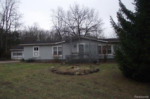 2346 Houser Road Holly, MI 48442 - Photo 1 of 8 FRONT.JPG