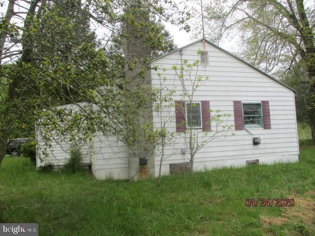 6060 Rose Hill Road La Plata, MD 20646 - Photo 2 of 7 SIDE VIEW