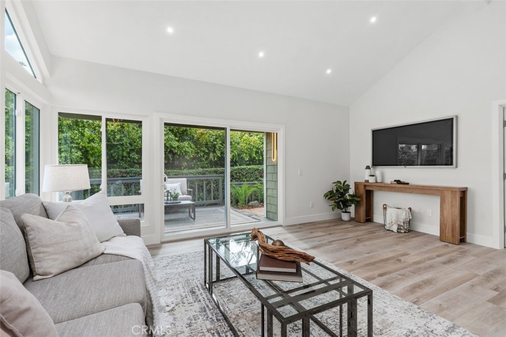 1 Rainbow Falls Irvine, CA 92603 - Photo 21 of 52