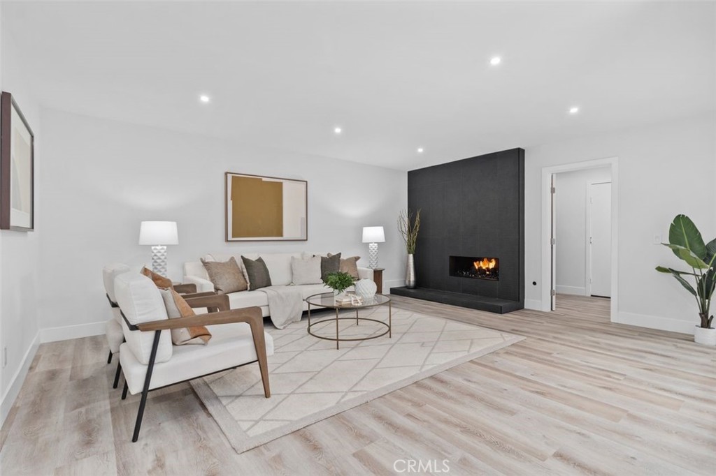 1 Rainbow Falls Irvine, CA 92603 - Photo 9 of 52