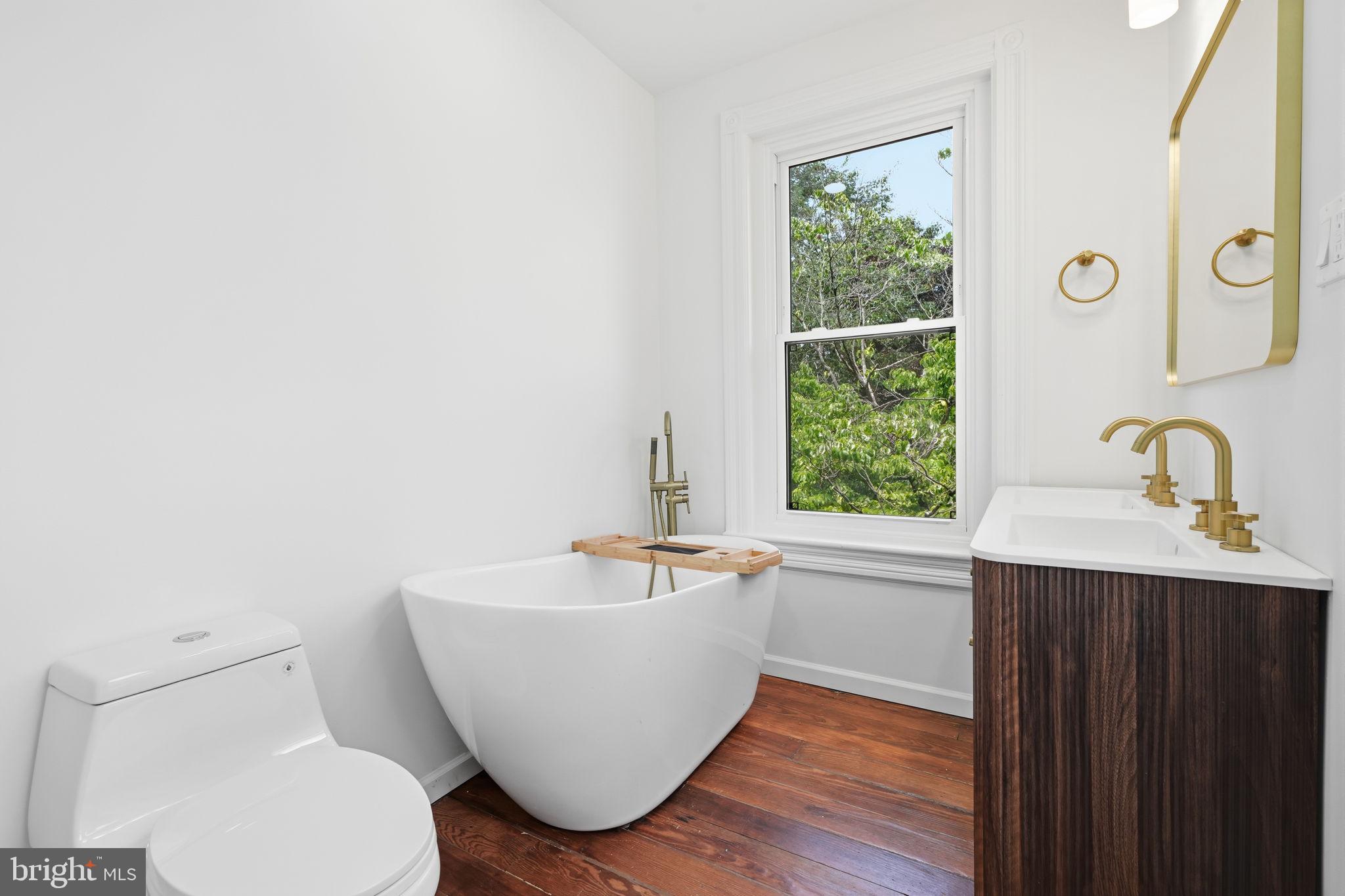 124 Cedar Road Riegelsville, PA 18077 - Photo 32 of 50 Serene bathroom with modern elegance.