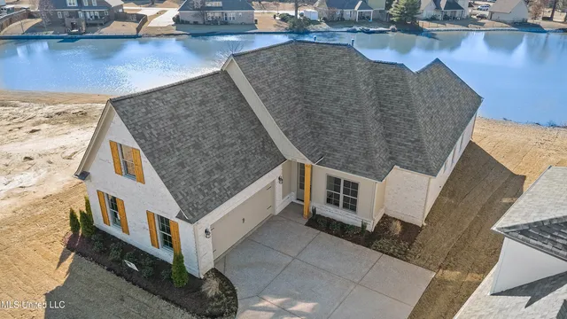 $399,900 | 3711 Roland Drive, Southaven, MS 38672