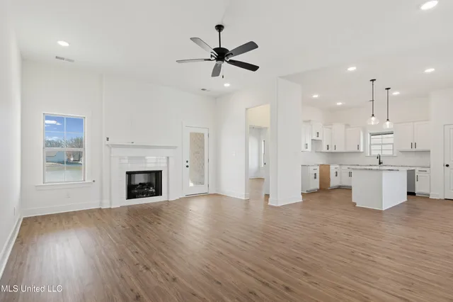 $399,900 | 3711 Roland Drive, Southaven, MS 38672