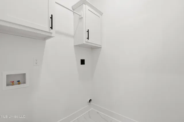 $399,900 | 3711 Roland Drive, Southaven, MS 38672