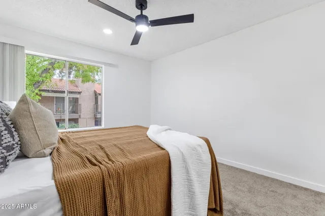 $215,000 | 5525 East Thomas Road, Unit M9, Phoenix, AZ 85018