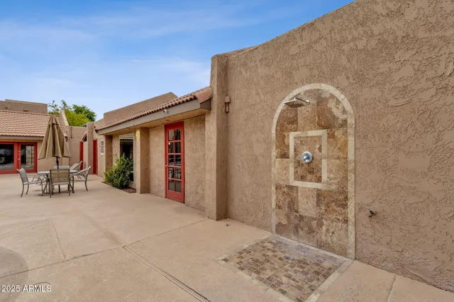 $215,000 | 5525 East Thomas Road, Unit M9, Phoenix, AZ 85018