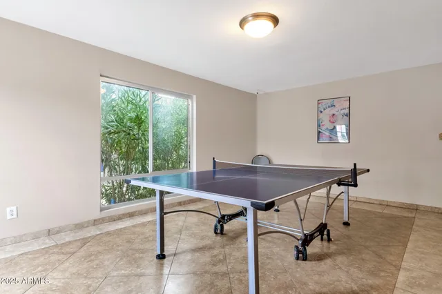$215,000 | 5525 East Thomas Road, Unit M9, Phoenix, AZ 85018