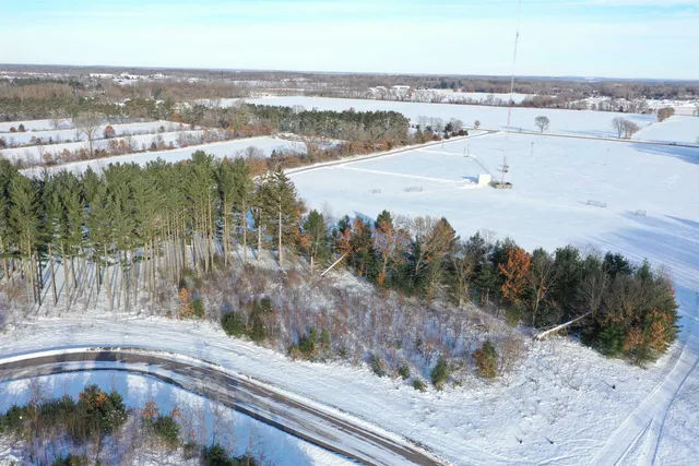 $40,000 | Lot 7 Holzem, Wisconsin Dells, WI 53965