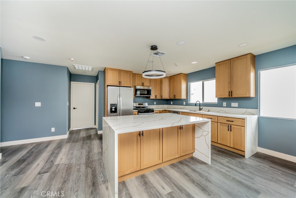 263 South 7th Street Colton, CA 92324 - Photo 8 of 41