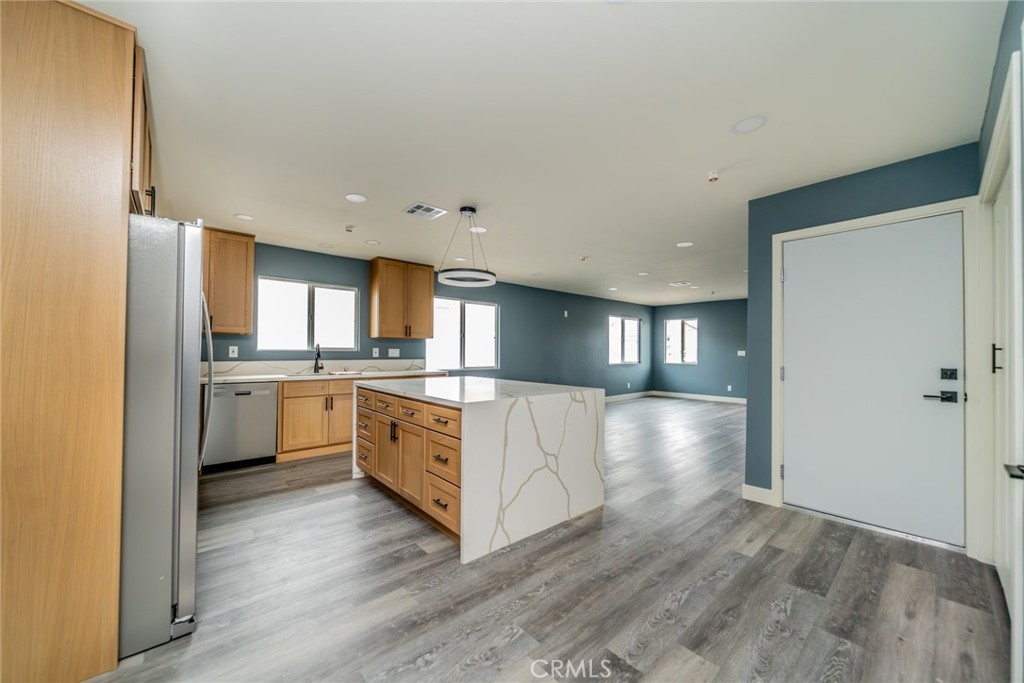 263 South 7th Street Colton, CA 92324 - Photo 10 of 41