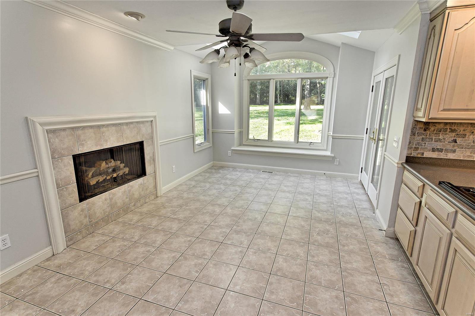 1907 Grassy Ridge Road St. Louis, MO 63122 - Photo 14 of 54 Gallery Image 14