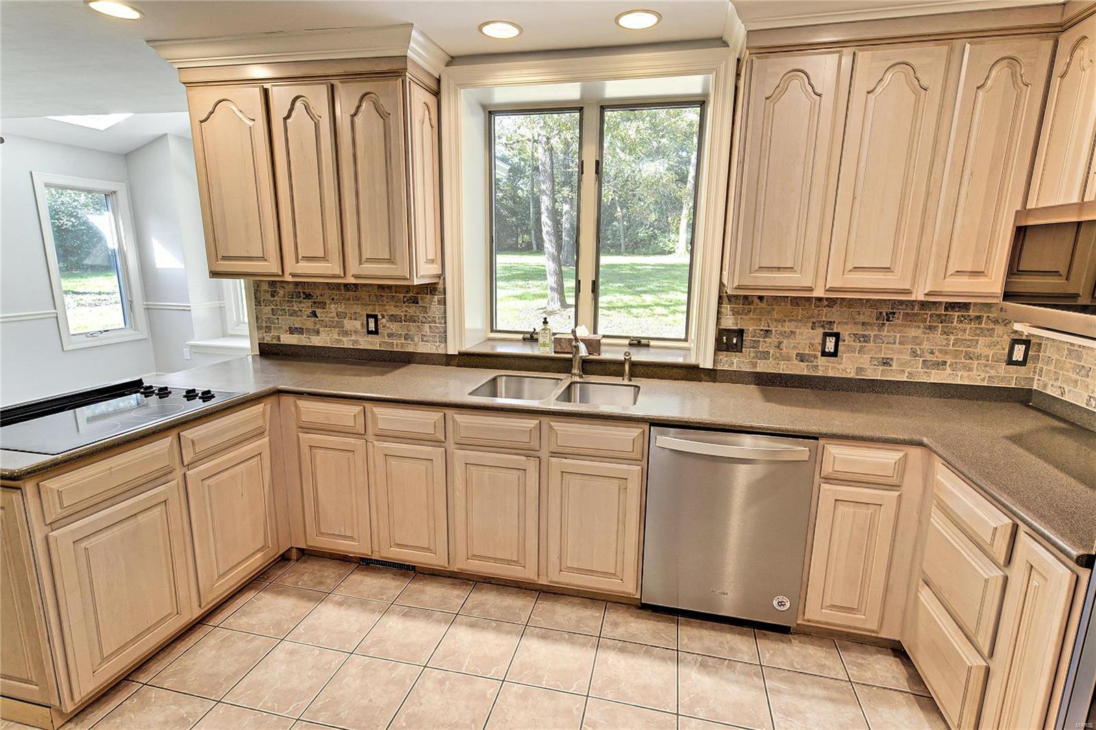 1907 Grassy Ridge Road St. Louis, MO 63122 - Photo 18 of 54 Gallery Image 18