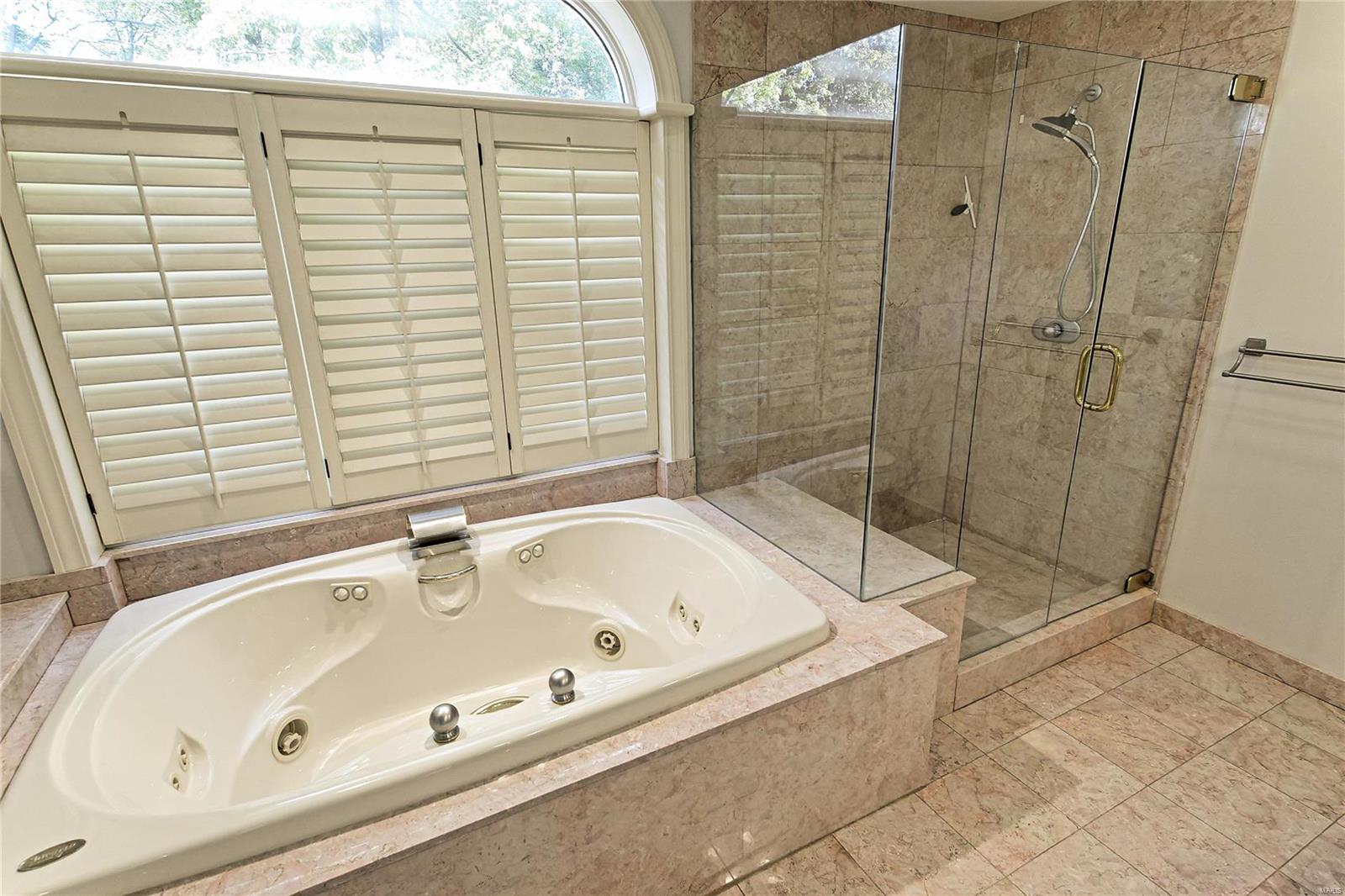 1907 Grassy Ridge Road St. Louis, MO 63122 - Photo 37 of 54 Gallery Image 37