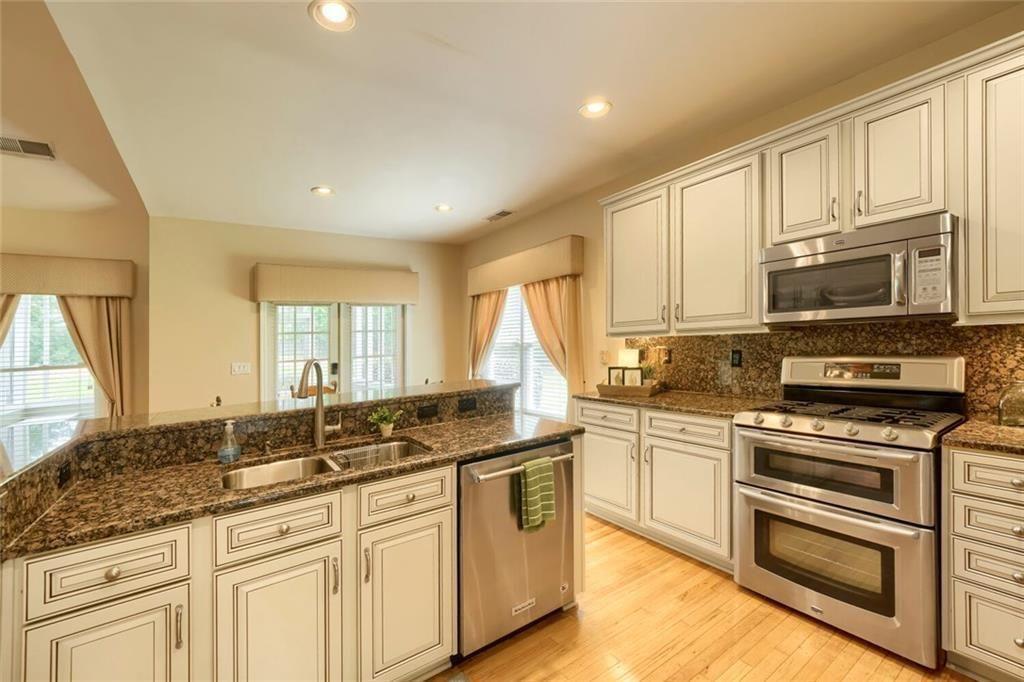 3413 Doe's Court Villa Rica, GA 30180 - Photo 13 of 36