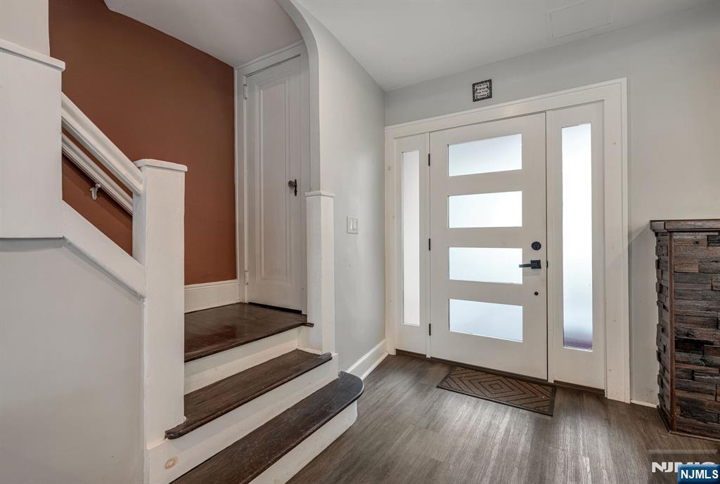1275 Princeton Road Teaneck, NJ 07666 - Photo 2 of 26