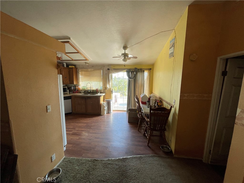 7524 Olivine Road Phelan, CA 92371 - Photo 8 of 31