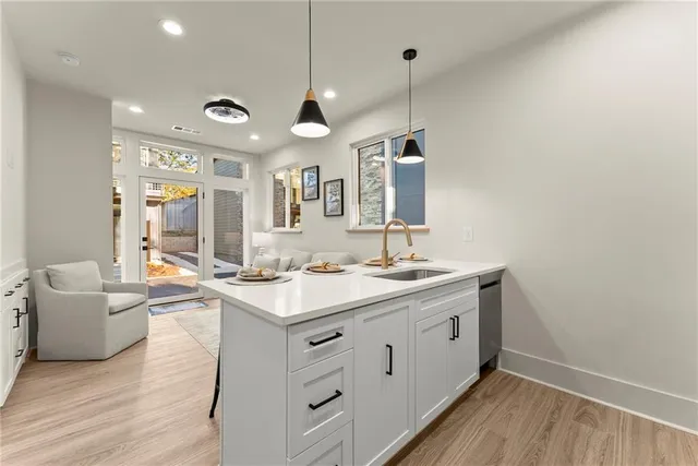 $299,000 | 518 Nightfire Court Southwest, Gainesville, GA 30501