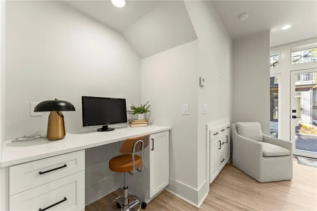 $299,000 | 518 Nightfire Court Southwest, Gainesville, GA 30501