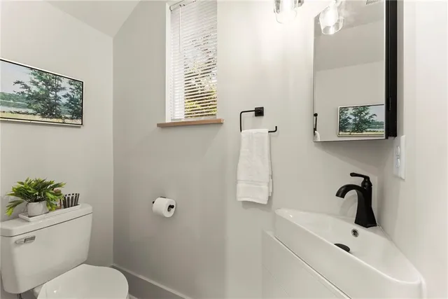 $299,000 | 518 Nightfire Court Southwest, Gainesville, GA 30501