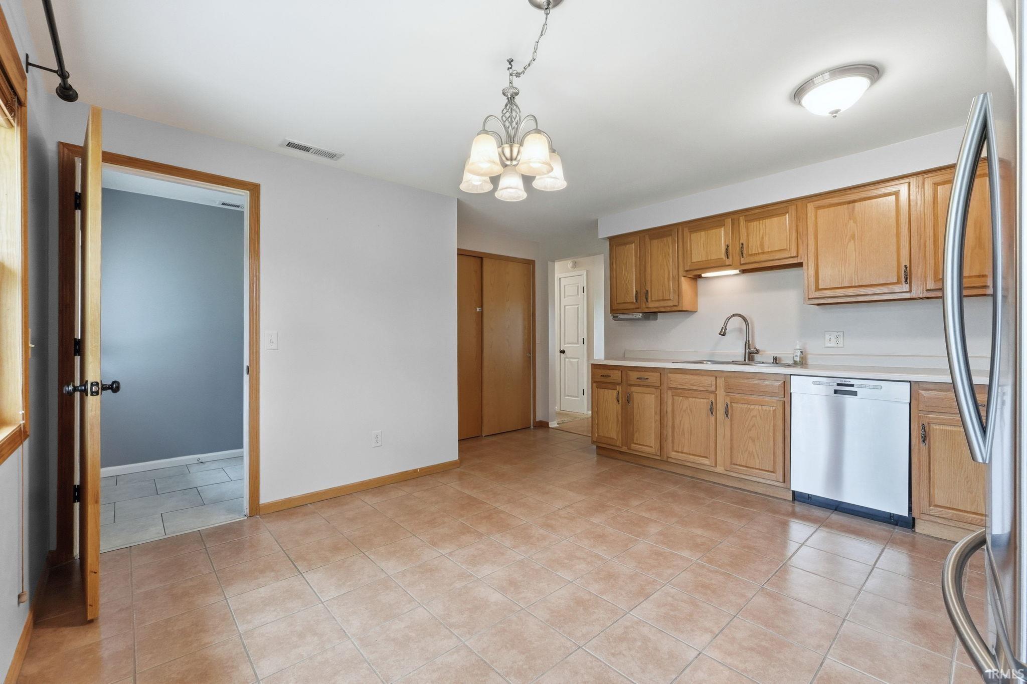 14509 Ridgecrest Drive Leo, IN 46765 - Photo 18 of 38