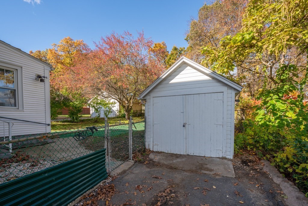 44 Hillside Avenue West Springfield, MA 01089 - Photo 26 of 34 a backyard of a house with lots of green space