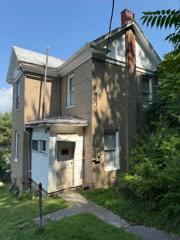 $79,900 | 642 Jefferson Avenue, Clifton Forge, VA 24422