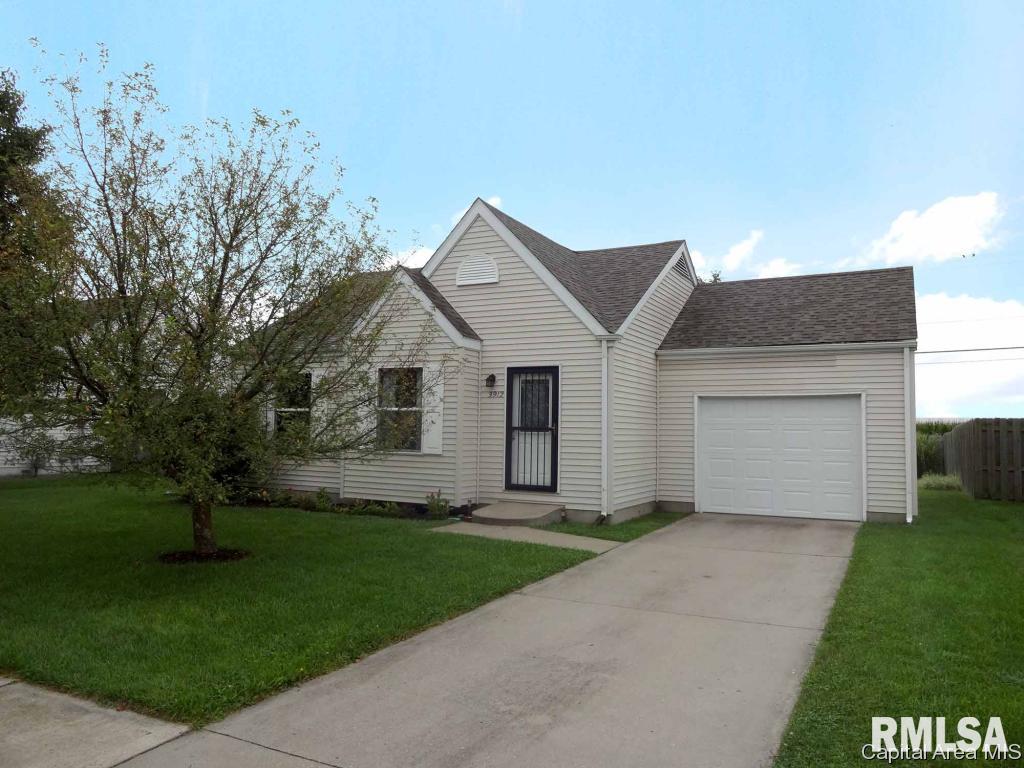 3912 Marie Drive Springfield, IL 62707 - Photo 1 of 29 Gallery Image 1