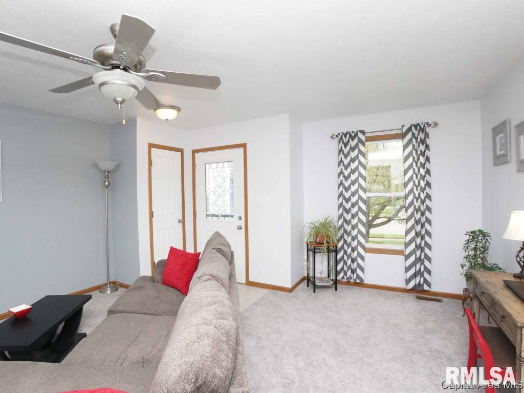 3912 Marie Drive Springfield, IL 62707 - Photo 27 of 29 Gallery Image 27