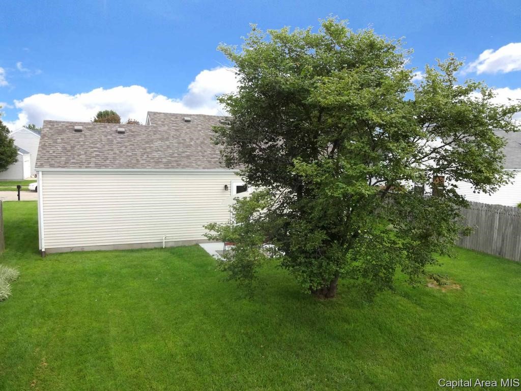 3912 Marie Drive Springfield, IL 62707 - Photo 4 of 29 Gallery Image 4