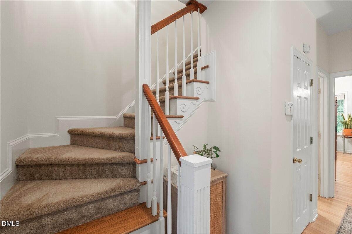 6733 Eastbrook Drive Raleigh, NC 27615 - Photo 20 of 37 01-P1136120-2
