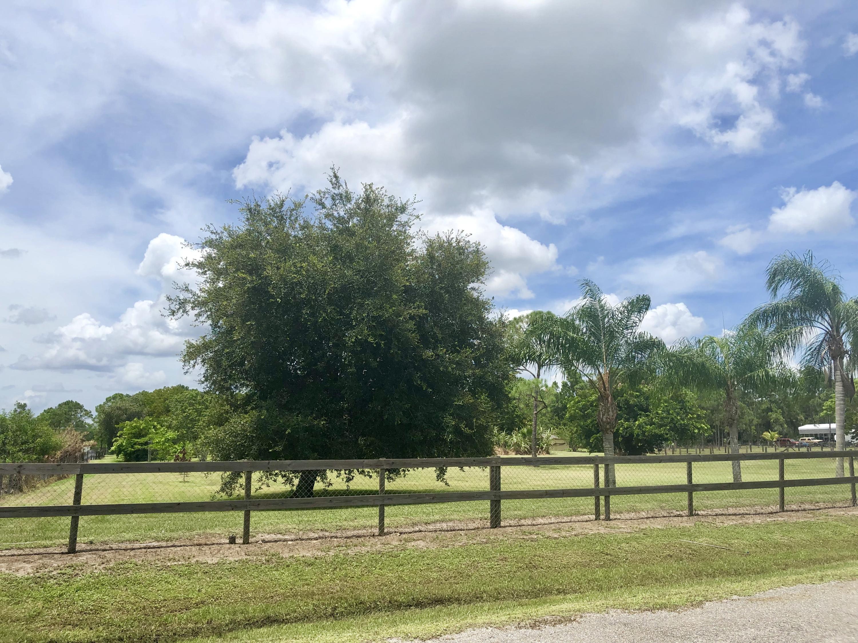 17854 82nd Road North Loxahatchee, FL 33470 - Photo 7 of 20 2E5DAC60-BC60-4BEA-BFE0-783BE5CBB3BD