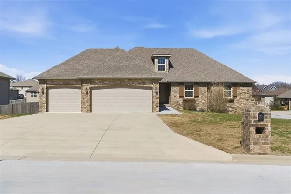 $385,000 | 4583 West Minota Street, Springfield, MO 65802