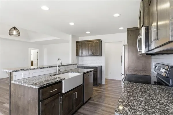 $385,000 | 4583 West Minota Street, Springfield, MO 65802
