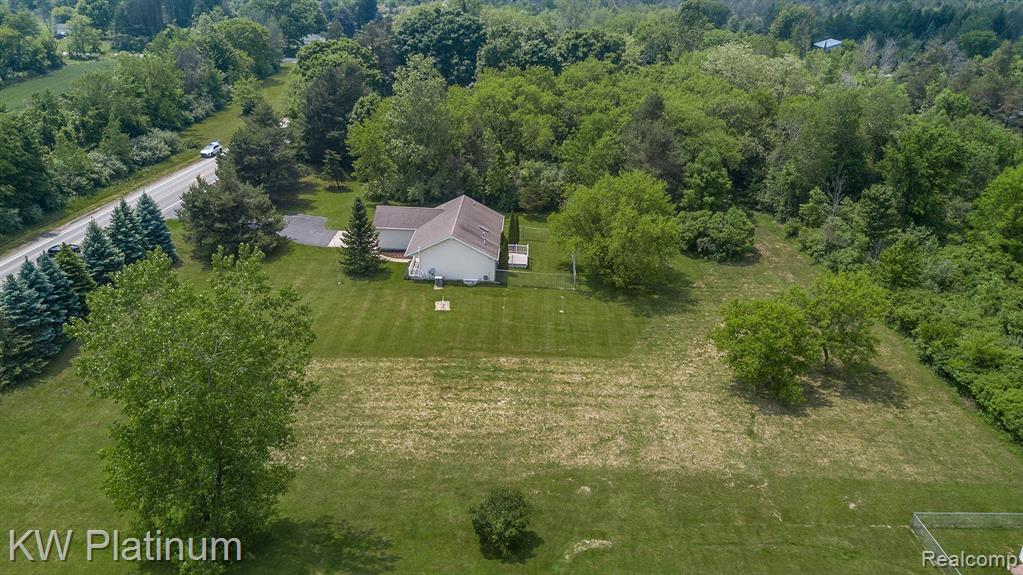7448 Avoca Road North Street, MI 48049 - Photo 34 of 48