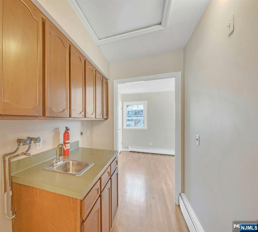 366 Valley View Avenue Paramus, NJ 07652 - Photo 22 of 49