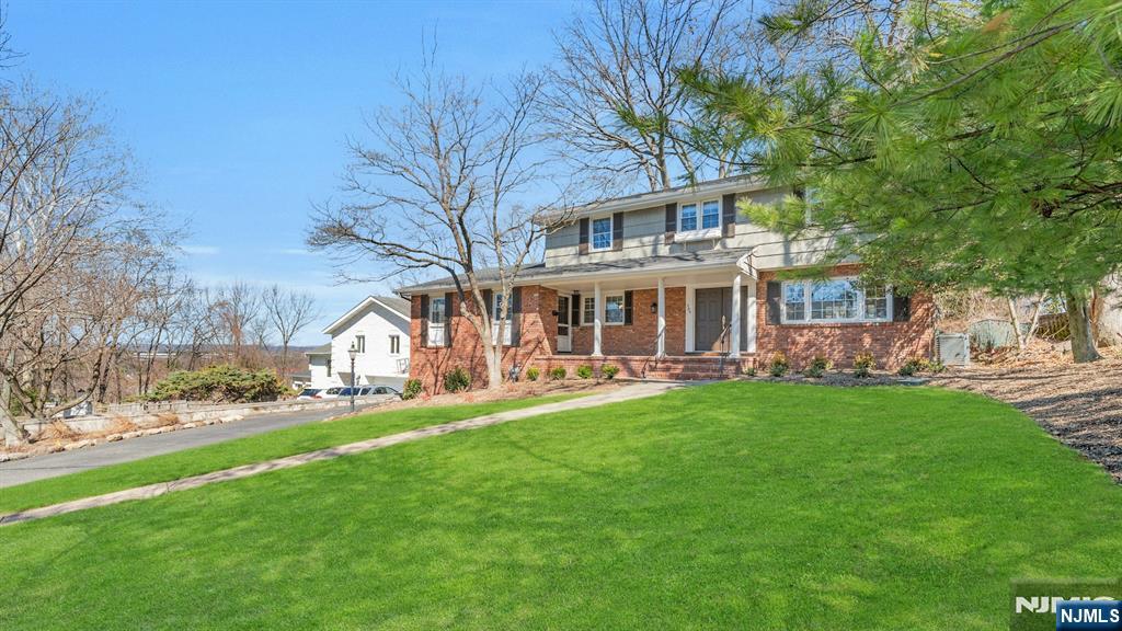 366 Valley View Avenue Paramus, NJ 07652 - Photo 49 of 49