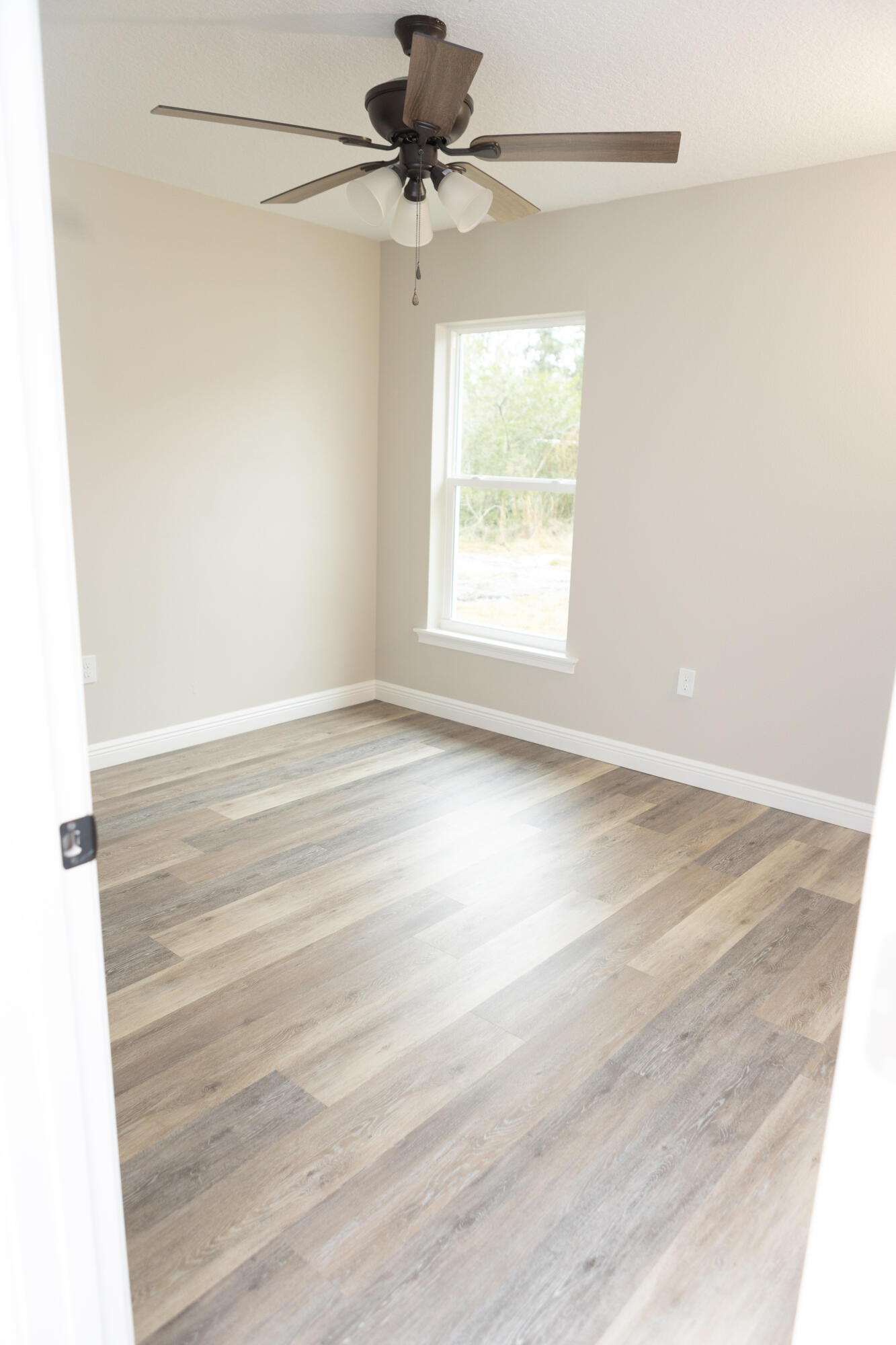 4254 Hog Valley Road Mims, FL 32754 - Photo 6 of 7 I03A6628