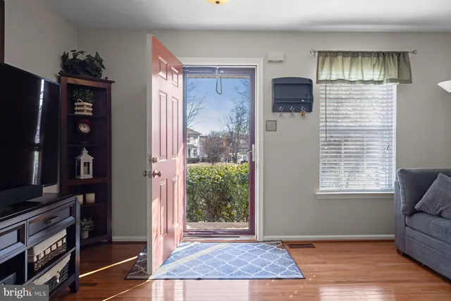 $345,000 | 3904 Captain Molly Circle, Doylestown, PA 18902