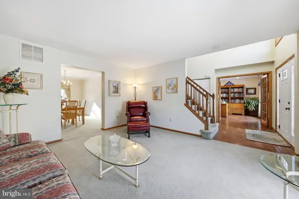 $690,000 | 14 Patriot Lane, Blackwood, NJ 08012