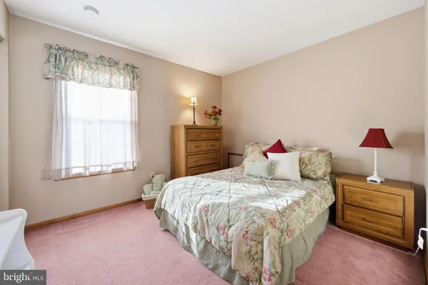 $690,000 | 14 Patriot Lane, Blackwood, NJ 08012