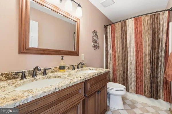 $690,000 | 14 Patriot Lane, Blackwood, NJ 08012