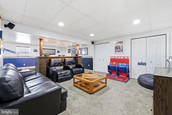 $690,000 | 14 Patriot Lane, Blackwood, NJ 08012