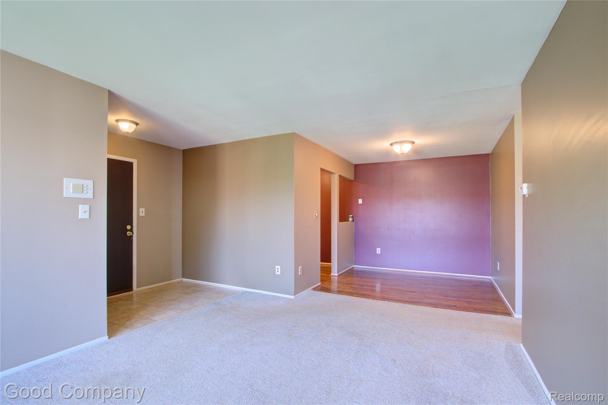 4925 East 10 Mile Road, Unit 7 Warren, MI 48091 - Photo 5 of 27 4925 E. 10 Mile Rd
