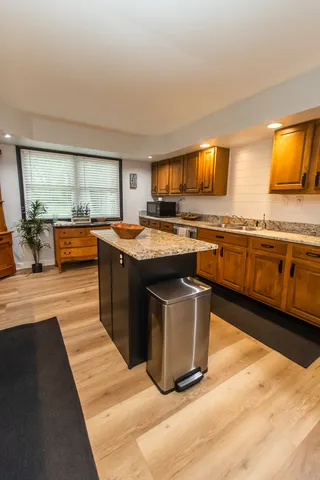 $339,900 | 304 Wild Cherry Drive, Dixon, IL 61021